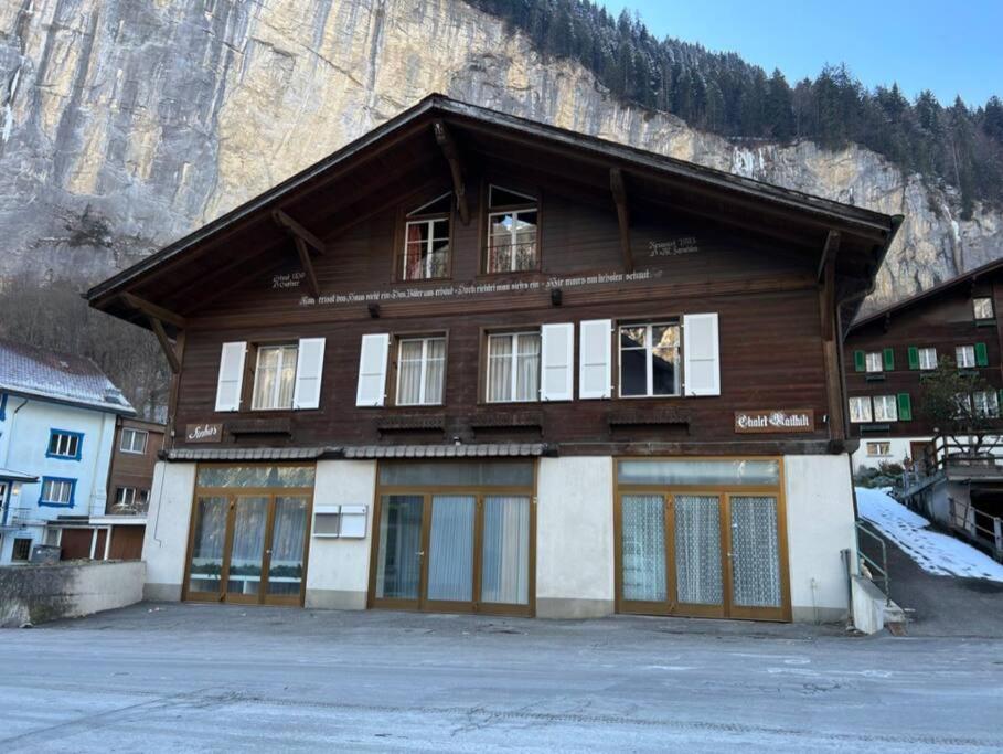 Chalet Maithili Lauterbrunnen -152-Year-Old Majestic Chalet Extérieur photo